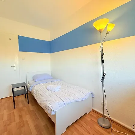 Zentrale In Ideal Fuer Monteure & Geschaeftsreisende * Rendsburg