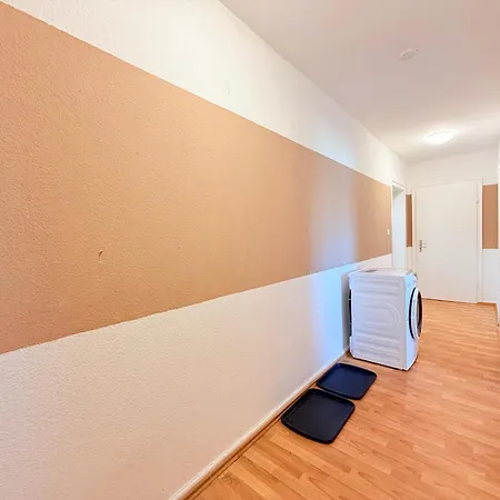 Zentrale In Ideal Fuer Monteure & Geschaeftsreisende