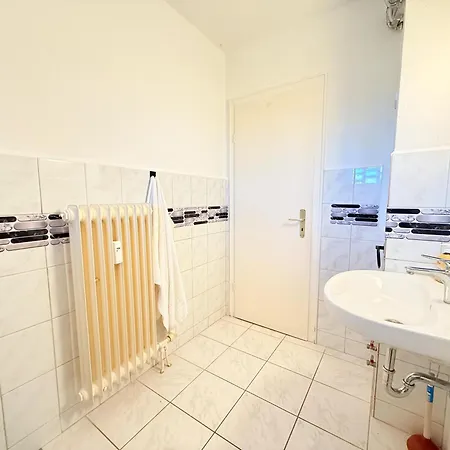 Apartment Zentrale In Ideal Fuer Monteure & Geschaeftsreisende