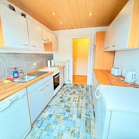 Zentrale In Ideal Fuer Monteure & Geschaeftsreisende Appartement *
