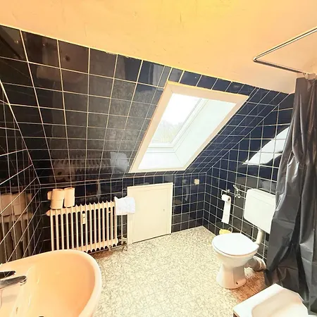 Zentrale In Ideal Fuer Monteure & Geschaeftsreisende Appartement *