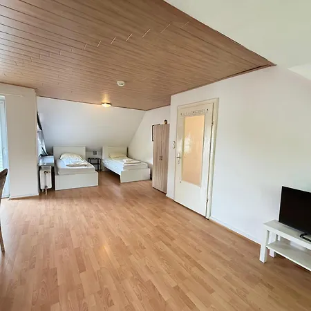 Zentrale In Ideal Fuer Monteure & Geschaeftsreisende Appartement